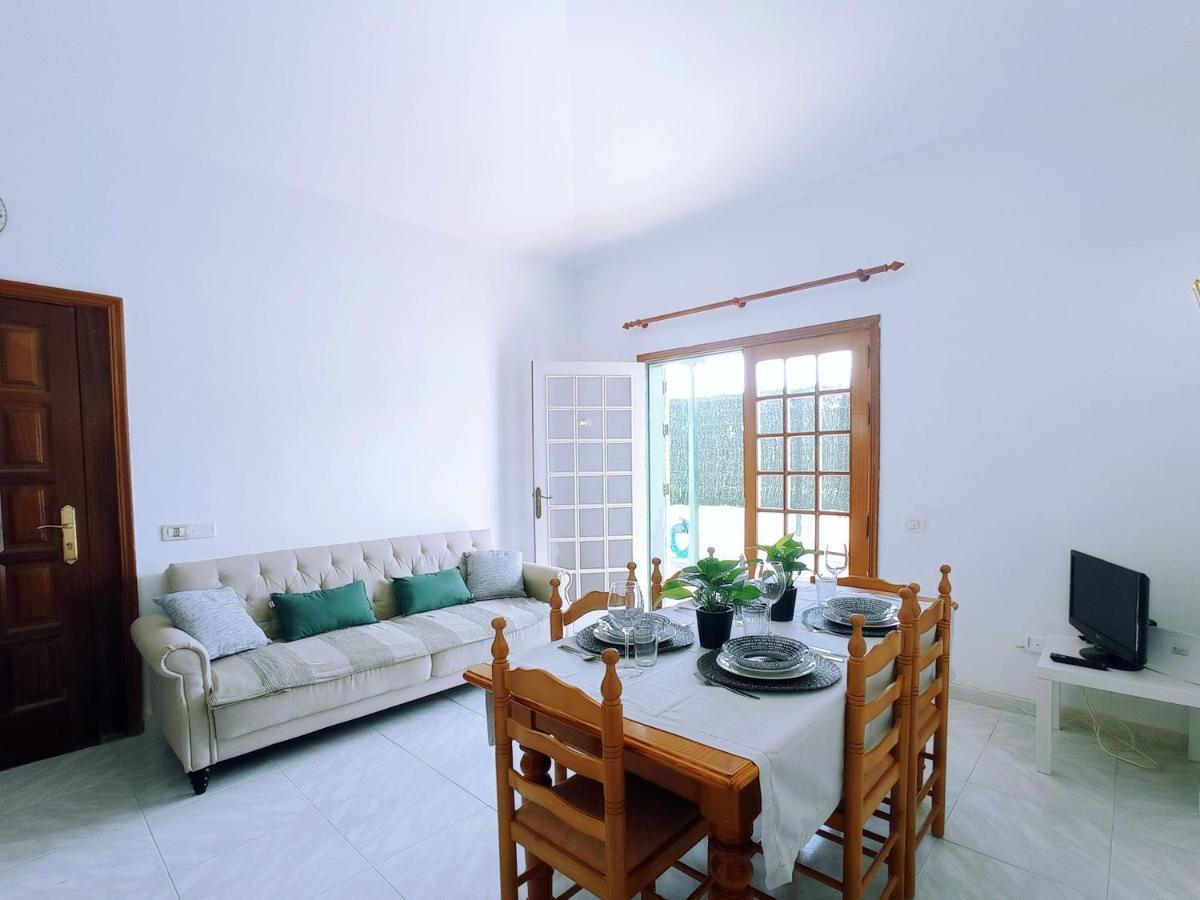 Appartamento Live Abades Playa Chica & Terrace Esterno foto